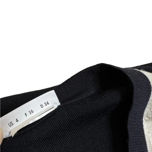 Akris Punto Lightweight Wool Sweater/Cardigan. Black White Striped. Size 4 - Picture 4 of 6